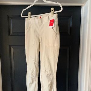 SPANX Twill Cargo Joggers